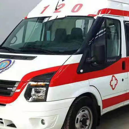 弋江非急救护送病人转院租赁救护车的优缺点对比